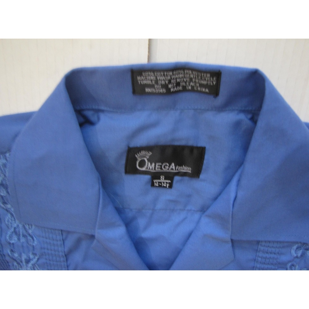 Omega Fashion Shirt Mens Small Blue Short Sleeve Guayabera Cuban Embroidered - Picture 2 of 7